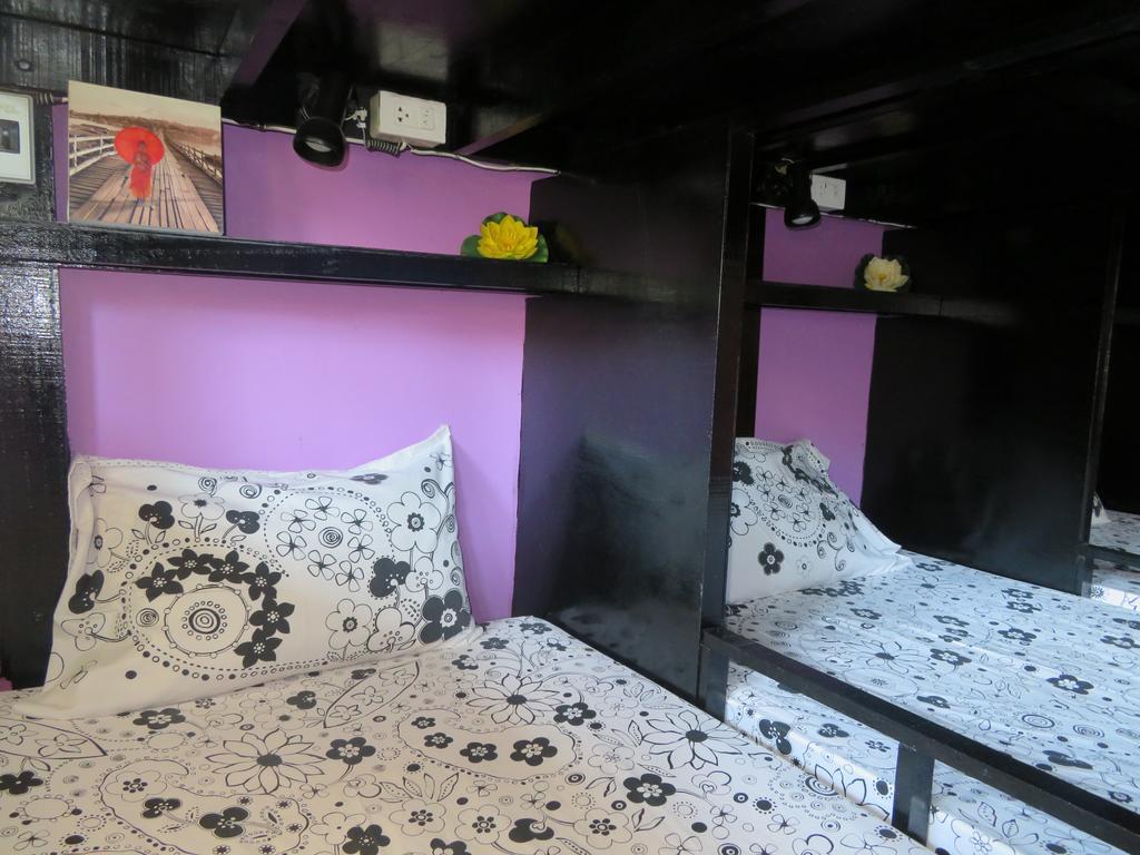 Same Same Guesthouse, Bar & Restaurant (Adults Only) Haad Rin Εξωτερικό φωτογραφία