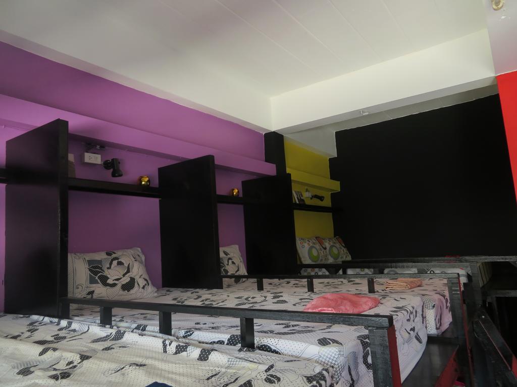 Same Same Guesthouse, Bar & Restaurant (Adults Only) Haad Rin Εξωτερικό φωτογραφία