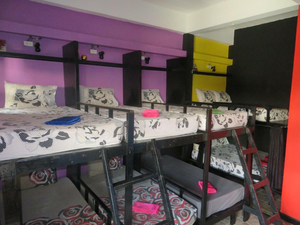 Same Same Guesthouse, Bar & Restaurant (Adults Only) Haad Rin Εξωτερικό φωτογραφία