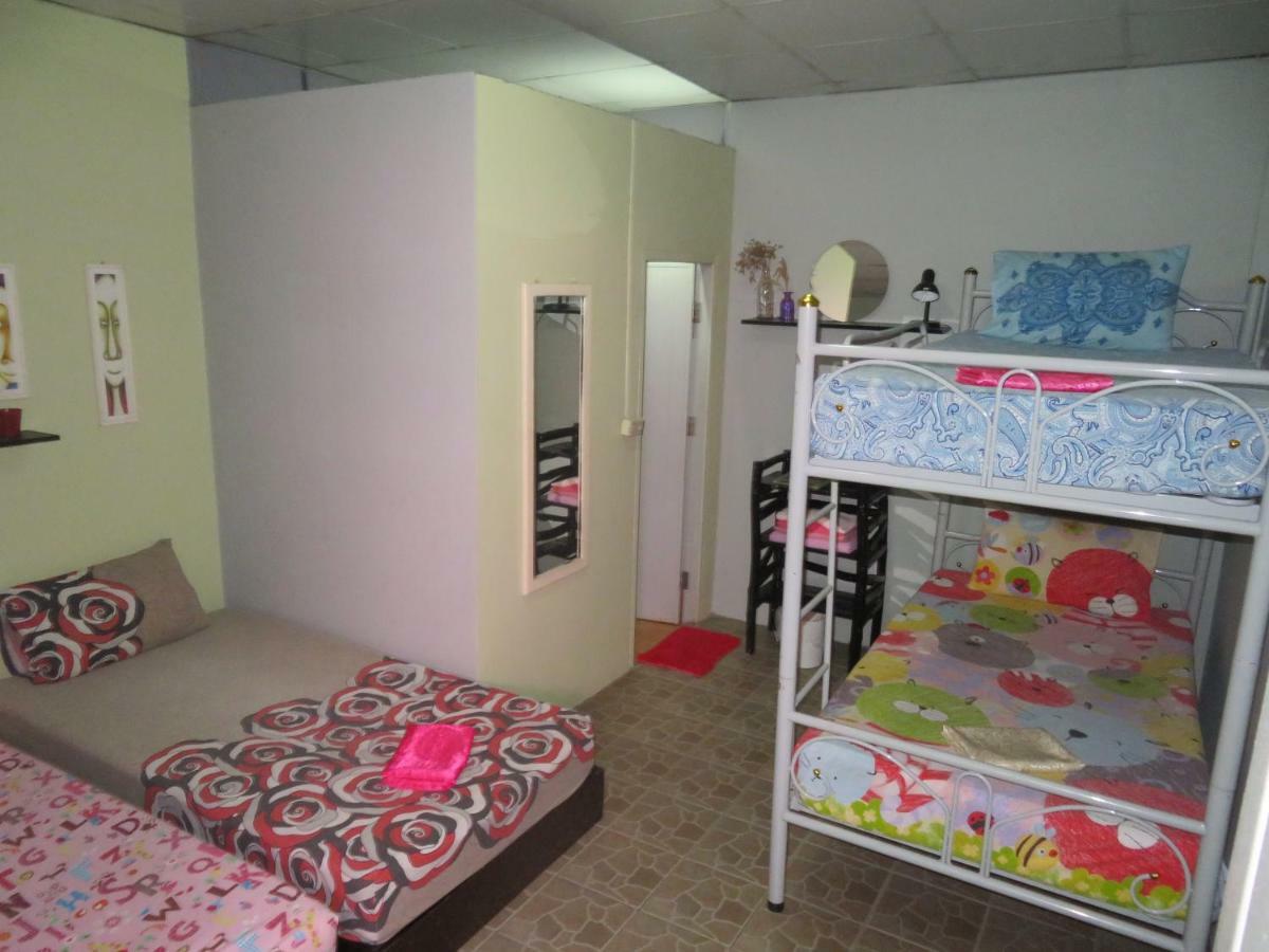 Same Same Guesthouse, Bar & Restaurant (Adults Only) Haad Rin Εξωτερικό φωτογραφία
