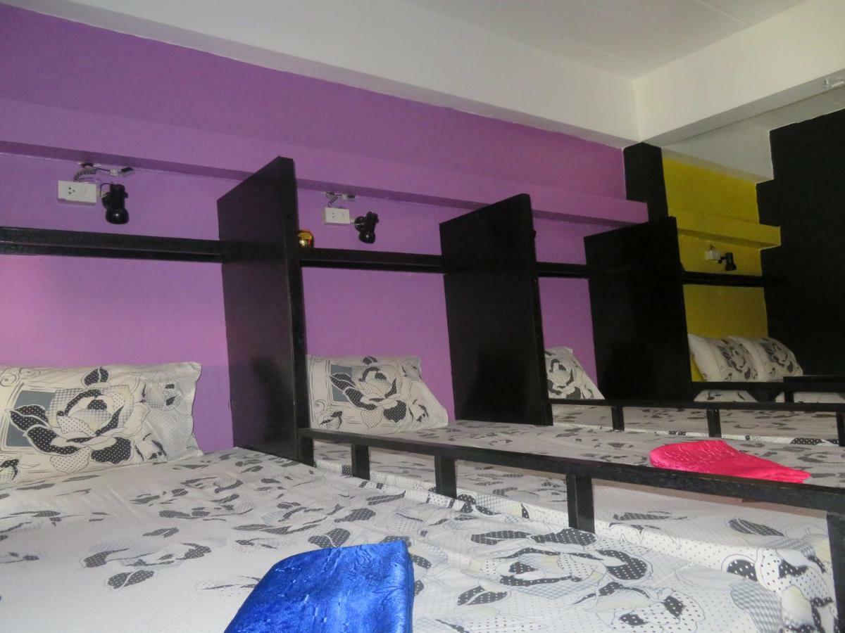 Same Same Guesthouse, Bar & Restaurant (Adults Only) Haad Rin Εξωτερικό φωτογραφία