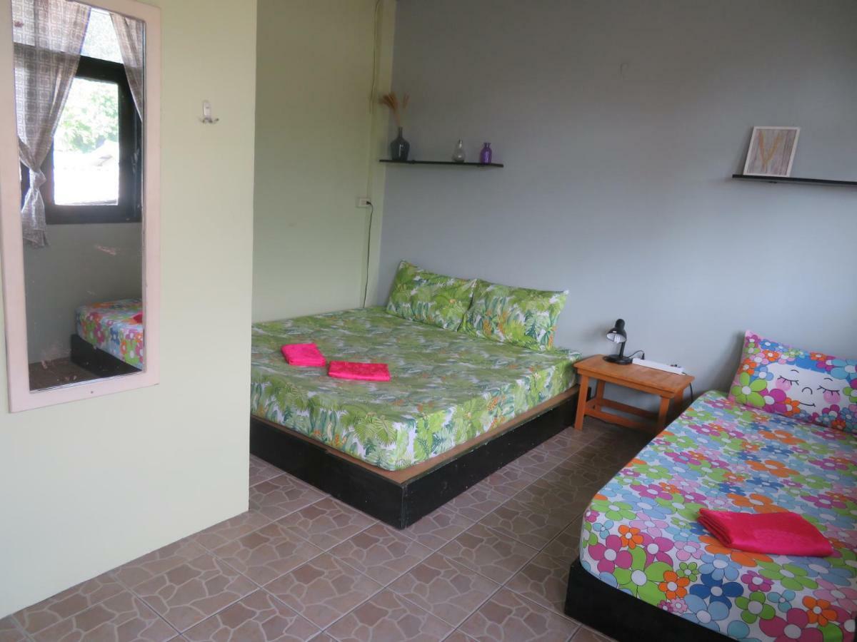 Same Same Guesthouse, Bar & Restaurant (Adults Only) Haad Rin Εξωτερικό φωτογραφία